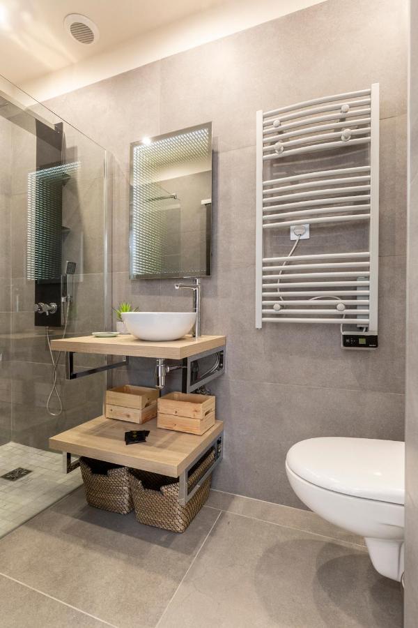 BNB RENTING Chez Thibault - Studio rénové 2-4pers Centre Antibes Fersen Exterior foto